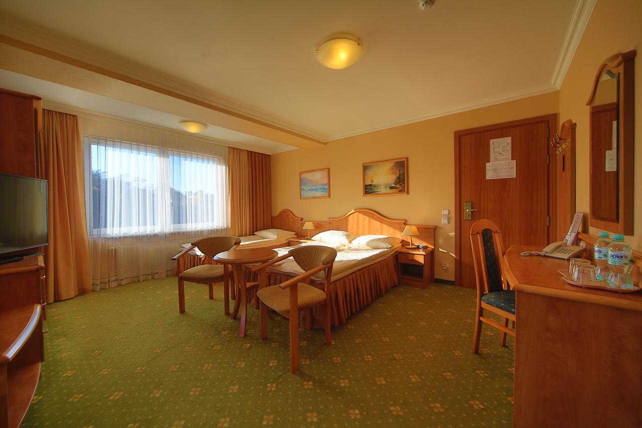 Hotel Polaris III ชวีโนวิชแจ ภายนอก รูปภาพ